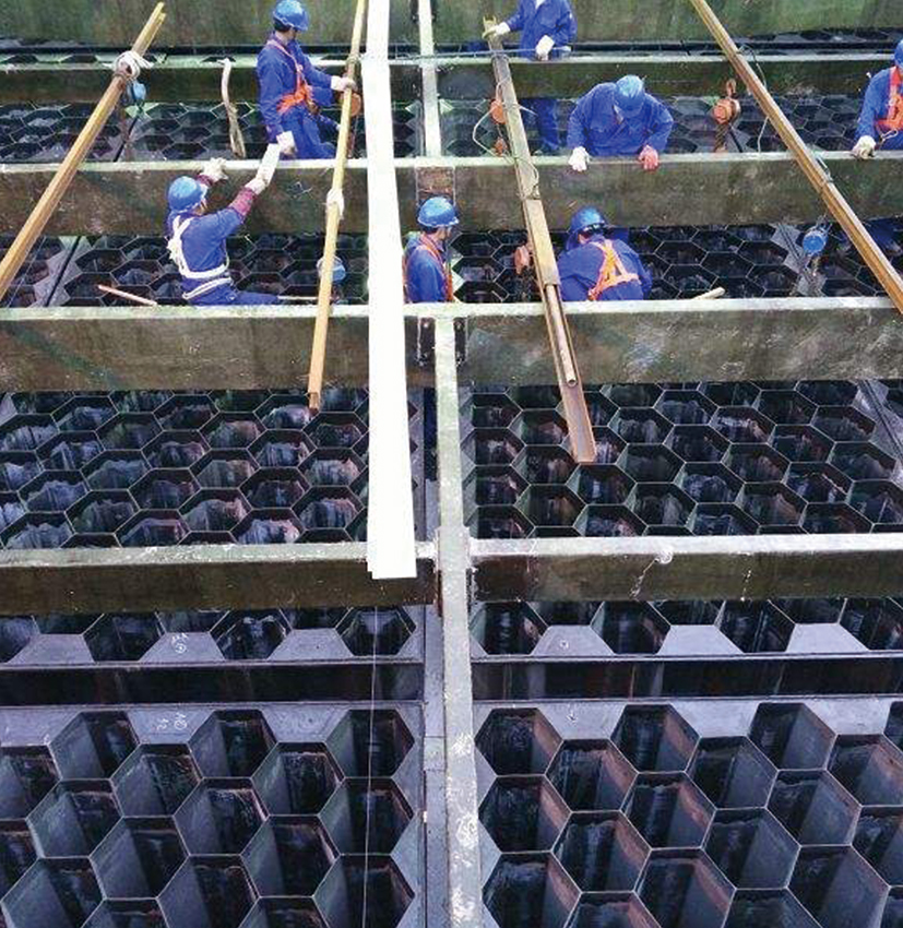 麻豆传媒视频在线某工地施工